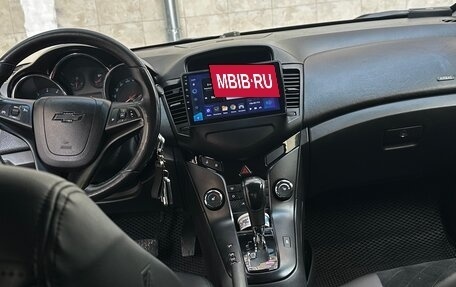 Chevrolet Cruze II, 2011 год, 950 000 рублей, 6 фотография