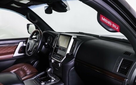 Toyota Land Cruiser 200, 2016 год, 4 800 000 рублей, 11 фотография