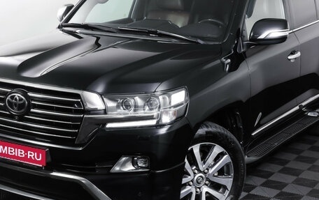 Toyota Land Cruiser 200, 2016 год, 4 800 000 рублей, 30 фотография