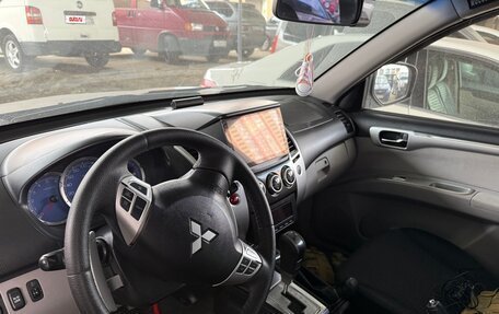 Mitsubishi Pajero Sport II рестайлинг, 2011 год, 999 000 рублей, 7 фотография