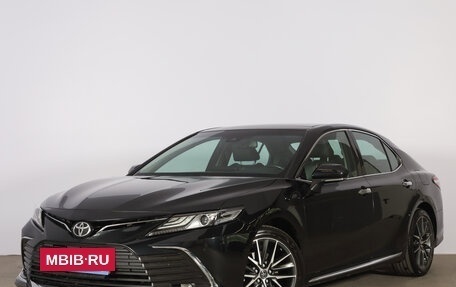 Toyota Camry, 2023 год, 3 929 000 рублей, 3 фотография