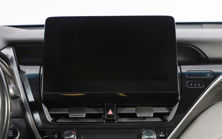 Toyota Camry, 2023 год, 3 929 000 рублей, 10 фотография