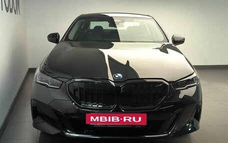 BMW 5 серия, 2025 год, 8 290 000 рублей, 2 фотография