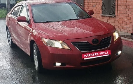 Toyota Camry, 2008 год, 750 000 рублей, 2 фотография