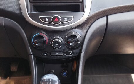 Hyundai Solaris II рестайлинг, 2022 год, 680 000 рублей, 4 фотография