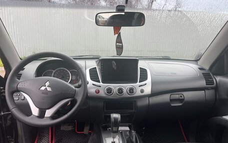 Mitsubishi L200 IV рестайлинг, 2014 год, 1 520 000 рублей, 8 фотография