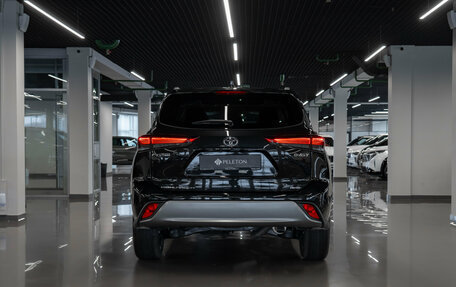 Toyota Highlander, 2026 год, 5 300 000 рублей, 6 фотография