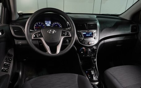 Hyundai Solaris II рестайлинг, 2014 год, 1 050 000 рублей, 6 фотография