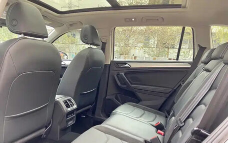 Volkswagen Tiguan II, 2019 год, 1 680 000 рублей, 10 фотография