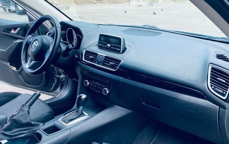 Mazda 3, 2015 год, 1 600 000 рублей, 15 фотография