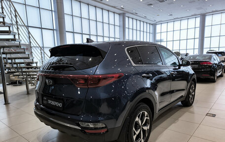 KIA Sportage IV рестайлинг, 2020 год, 2 420 000 рублей, 9 фотография