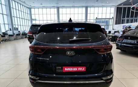 KIA Sportage IV рестайлинг, 2020 год, 2 420 000 рублей, 10 фотография