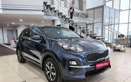 KIA Sportage IV рестайлинг, 2020 год, 2 420 000 рублей, 7 фотография