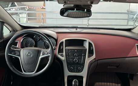 Opel Astra J, 2011 год, 600 000 рублей, 8 фотография