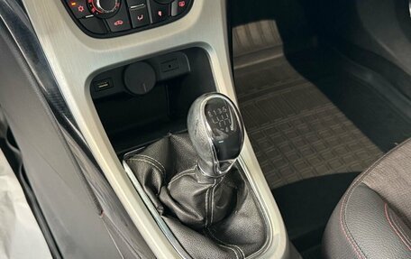 Opel Astra J, 2011 год, 600 000 рублей, 18 фотография