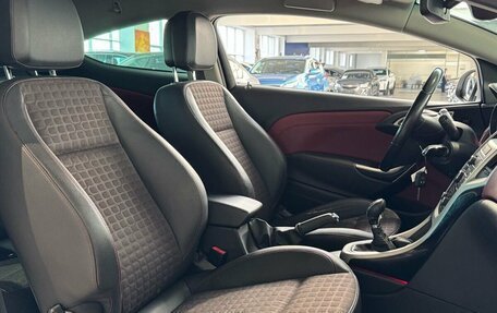 Opel Astra J, 2011 год, 600 000 рублей, 20 фотография