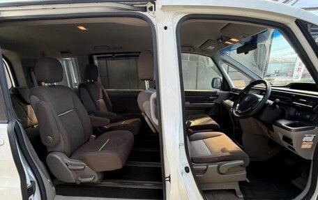 Honda Stepwgn IV, 2015 год, 1 480 000 рублей, 18 фотография