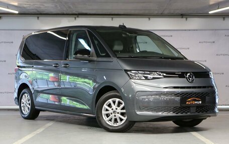 Volkswagen Multivan, 2022 год, 4 200 000 рублей, 1 фотография