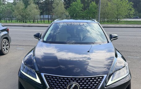 Lexus RX IV рестайлинг, 2021 год, 6 300 000 рублей, 1 фотография