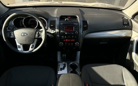 KIA Sorento II рестайлинг, 2011 год, 1 030 000 рублей, 16 фотография