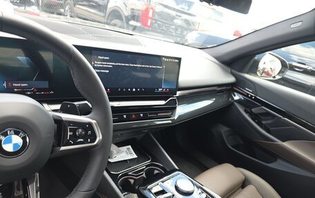 BMW 5 серия, 2026 год, 7 400 000 рублей, 10 фотография