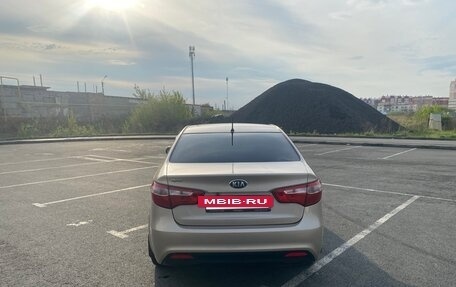 KIA Rio III рестайлинг, 2013 год, 790 000 рублей, 4 фотография