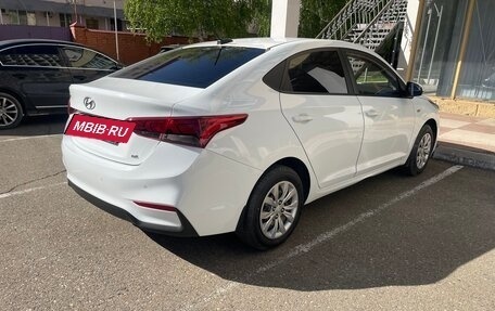 Hyundai Solaris II рестайлинг, 2017 год, 1 370 000 рублей, 6 фотография