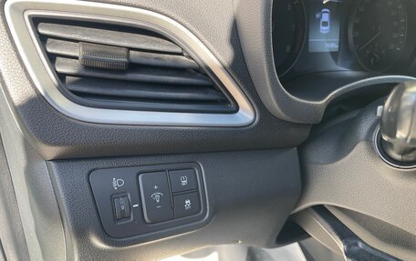 Hyundai Solaris II рестайлинг, 2017 год, 1 370 000 рублей, 12 фотография