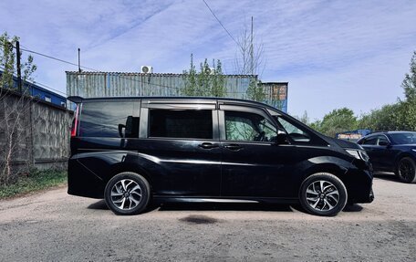 Honda Stepwgn IV, 2019 год, 2 640 000 рублей, 4 фотография