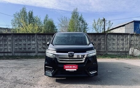 Honda Stepwgn IV, 2019 год, 2 640 000 рублей, 2 фотография