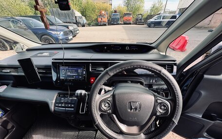 Honda Stepwgn IV, 2019 год, 2 640 000 рублей, 15 фотография