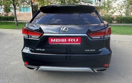 Lexus RX IV рестайлинг, 2021 год, 6 300 000 рублей, 7 фотография
