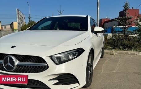 Mercedes-Benz A-Класс, 2019 год, 2 130 000 рублей, 4 фотография