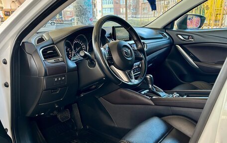 Mazda 6, 2015 год, 1 850 000 рублей, 12 фотография