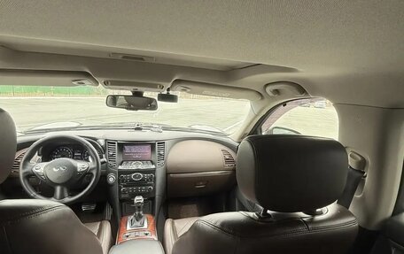 Infiniti QX70, 2014 год, 2 750 000 рублей, 14 фотография