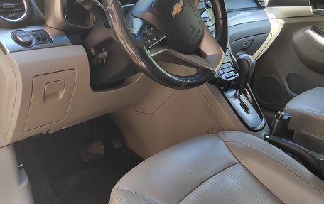 Chevrolet Orlando I, 2012 год, 900 000 рублей, 14 фотография