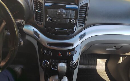 Chevrolet Orlando I, 2012 год, 900 000 рублей, 13 фотография
