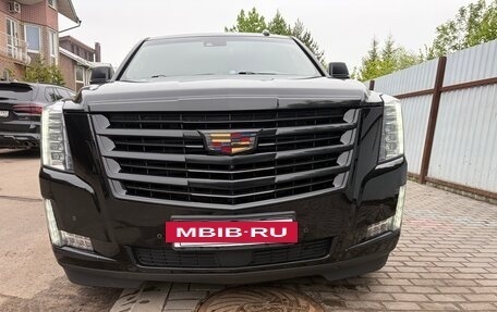 Cadillac Escalade IV, 2020 год, 6 000 000 рублей, 2 фотография