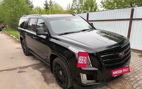 Cadillac Escalade IV, 2020 год, 6 000 000 рублей, 3 фотография