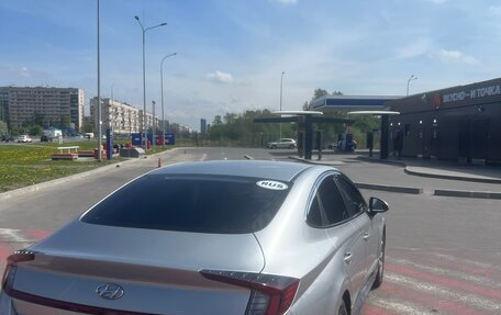 Hyundai Sonata VIII, 2019 год, 1 350 000 рублей, 3 фотография