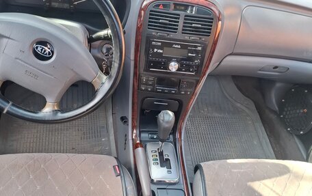 KIA Magentis I, 2004 год, 300 000 рублей, 12 фотография