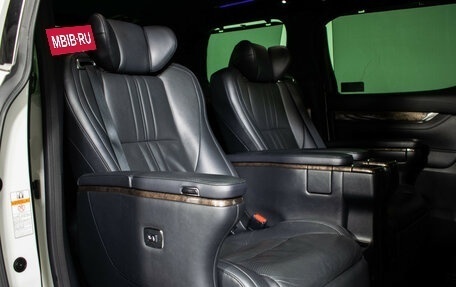 Toyota Alphard III, 2019 год, 5 250 000 рублей, 10 фотография