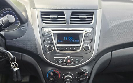 Hyundai Solaris II рестайлинг, 2016 год, 1 095 000 рублей, 16 фотография