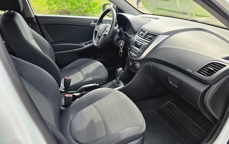 Hyundai Solaris II рестайлинг, 2016 год, 1 095 000 рублей, 14 фотография