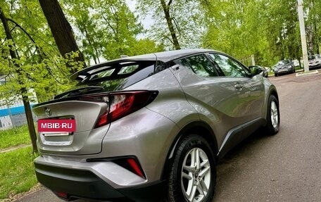 Toyota C-HR I рестайлинг, 2020 год, 2 495 000 рублей, 6 фотография