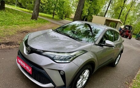 Toyota C-HR I рестайлинг, 2020 год, 2 495 000 рублей, 14 фотография