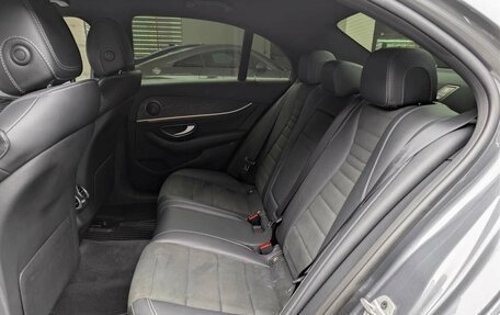 Mercedes-Benz E-Класс, 2018 год, 3 247 000 рублей, 9 фотография