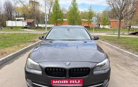 BMW 5 серия, 2010 год, 1 000 000 рублей, 2 фотография