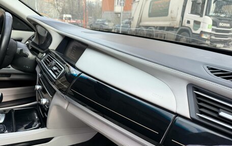 BMW 7 серия, 2012 год, 1 150 000 рублей, 11 фотография