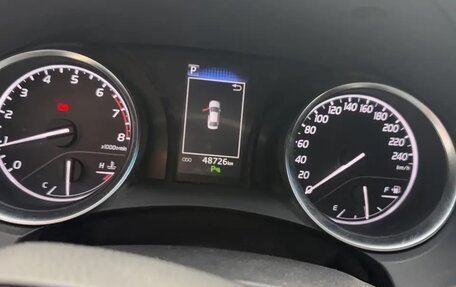 Toyota Camry, 2019 год, 3 150 000 рублей, 10 фотография